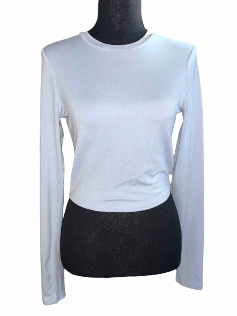 Baby Blue Open Back Long Sleeve Crop Top 🩵